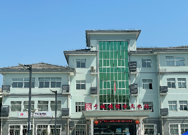 創(chuàng)能正能量：職工搶修獻(xiàn)血車，好人好事成風(fēng)景！